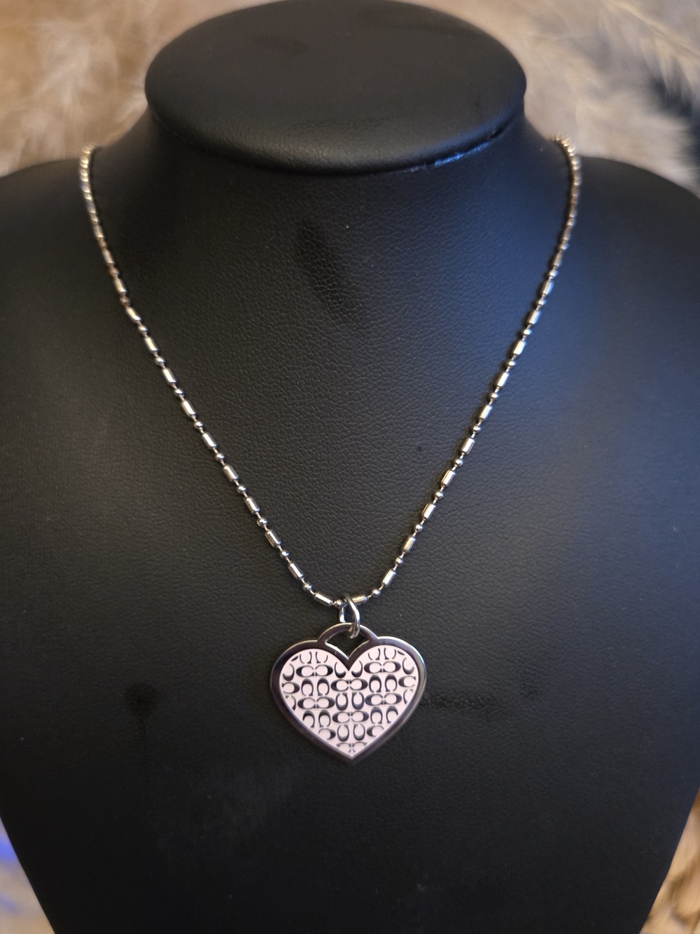 Coach Signature Heart Pendant Necklace Pink Enamel Silver Tone Logo Charm